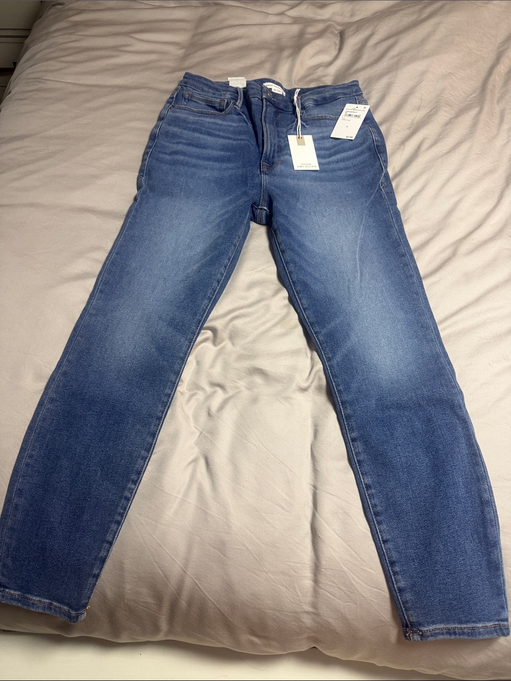 Good American Classic Straight-Leg Jeans in Medium Blue Denim